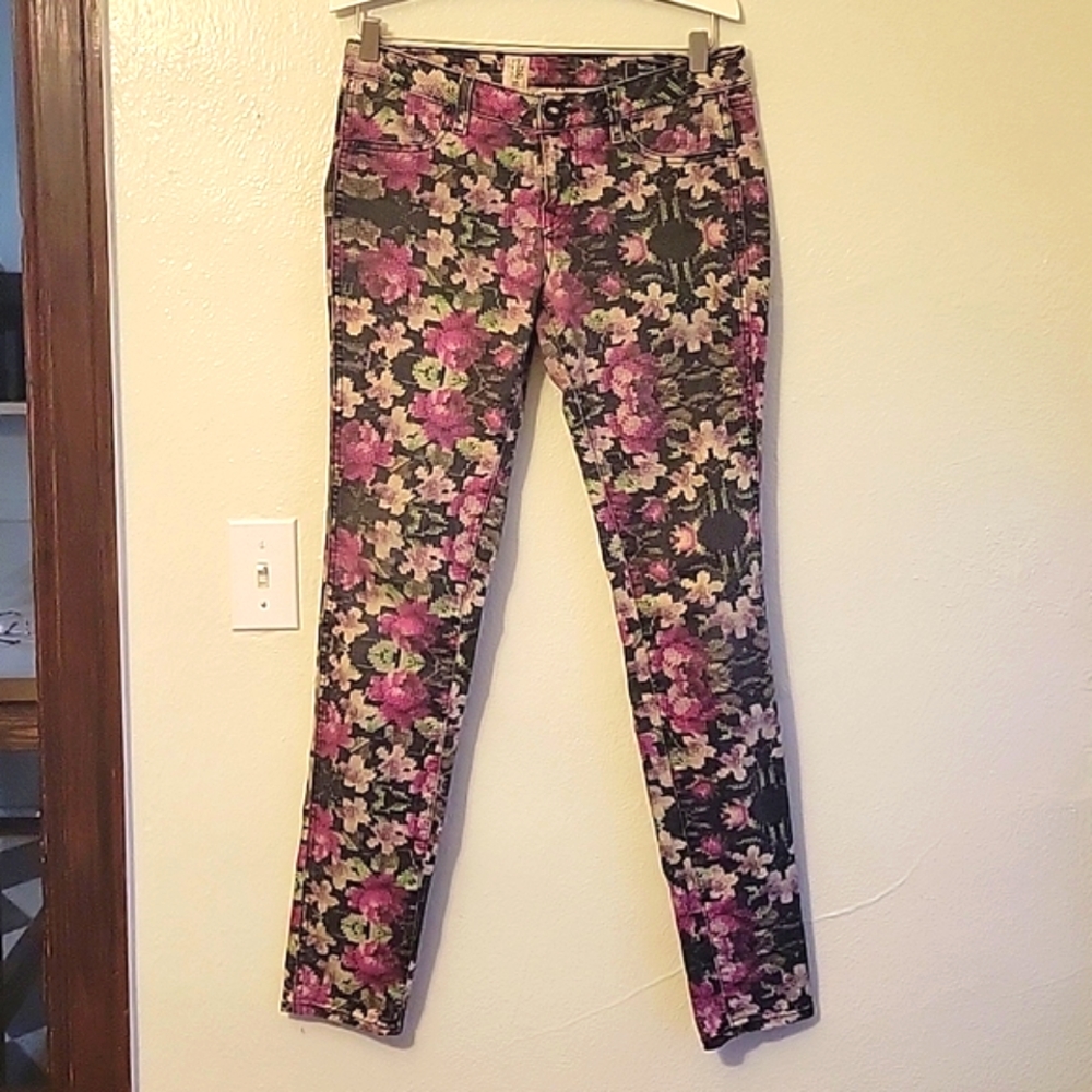 VOLCOM JEANS (digital floral print)